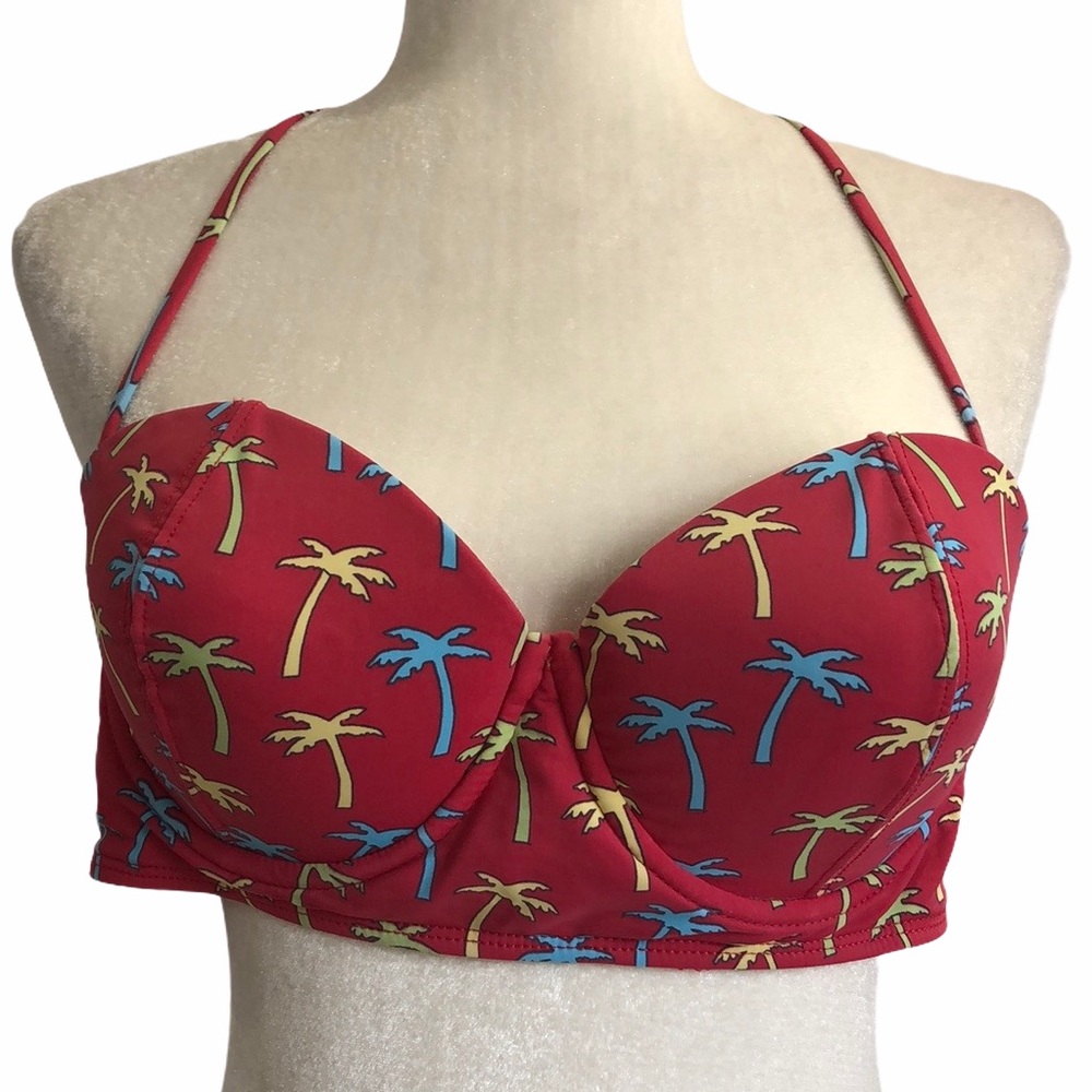 Bettie Page retro 50s vibe pin-up girl swim top